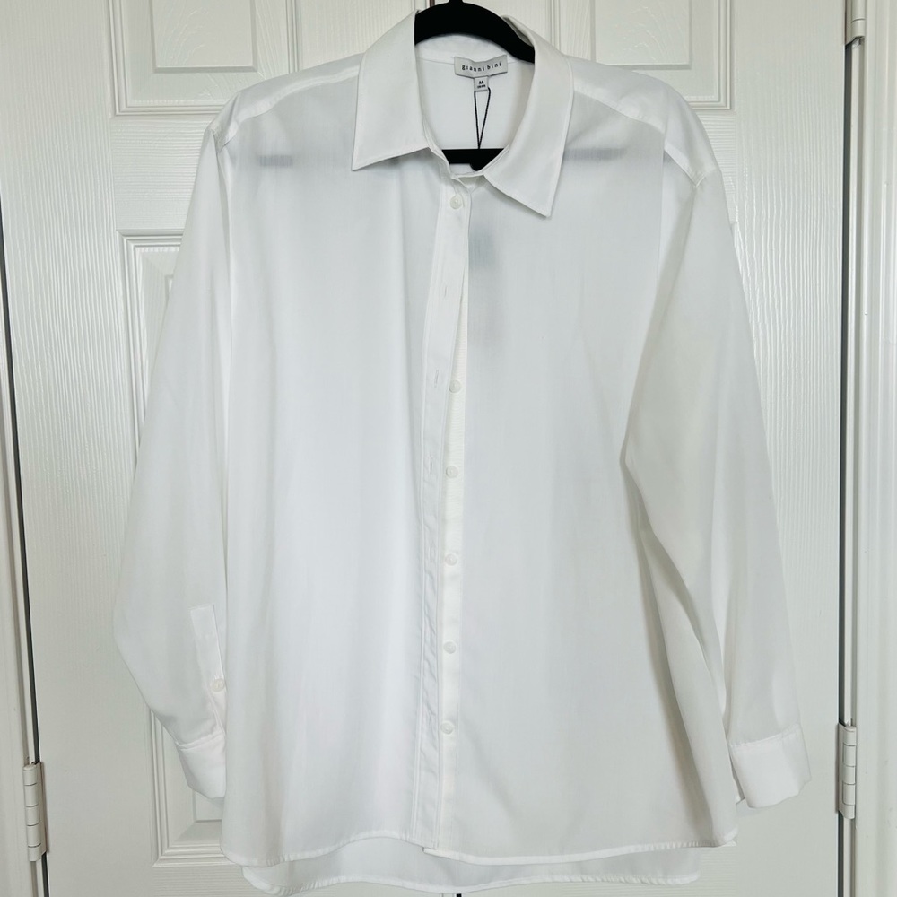 Gianni Bini Oversized White Collared Button Up Shirt